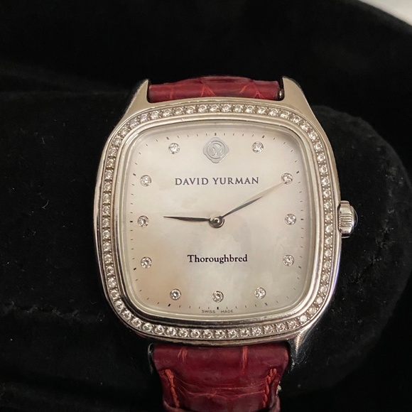 David Yurman Thoroughbred watch with original leather case and box.